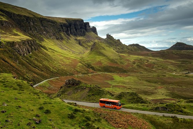 3-Day Isle of Skye Inverness Highlands and Glenfinnan Viaduct Tour from Edinburgh - Portree Harbour lunch: where the trip slows down just enough