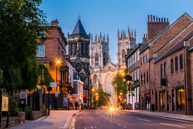 5-Day York, Lake District & Hadrian's Wall Tour from Edinburgh - A small-group England sampler built for history and scenery