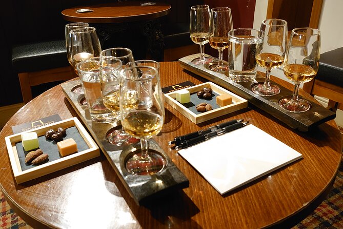 Afternoon Whisky Tasting in a Traditional Edinburgh Bar - Who Should Book This Edinburgh Whisky Tasting (And Who Might Skip)