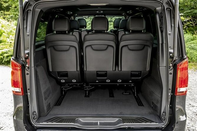Arrival Transfer Edinburgh Airport EDI to Edinburgh by Minivan - The Vehicle: Mercedes V-Class Comfort for Up to Six