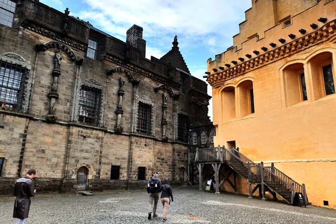 Blackness & Stirling Castle, Wallace Monument Private Tour - Price and value: what $901.50 buys for up to 7 people