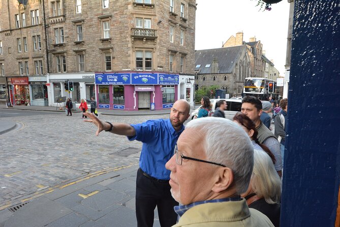 Bonnie Prince Charlie's Edinburgh - An Edinburgh Walking Tour - Greyfriars Kirkyard: graves that turn a story into something personal