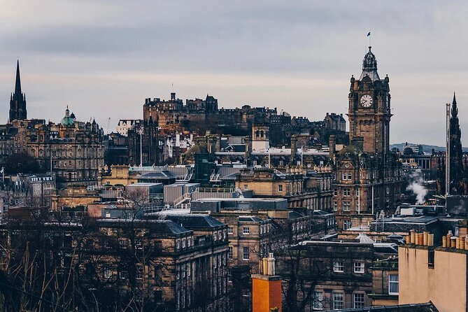 Cellar Of Scotland Walking Tour, taste Edinburgh's finest drinks - Pubs, portions, and the 2.5-hour pace