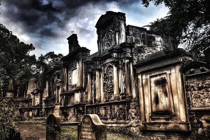 City of the Dead Haunted Graveyard Tour - Admission and What You Actually Pay For