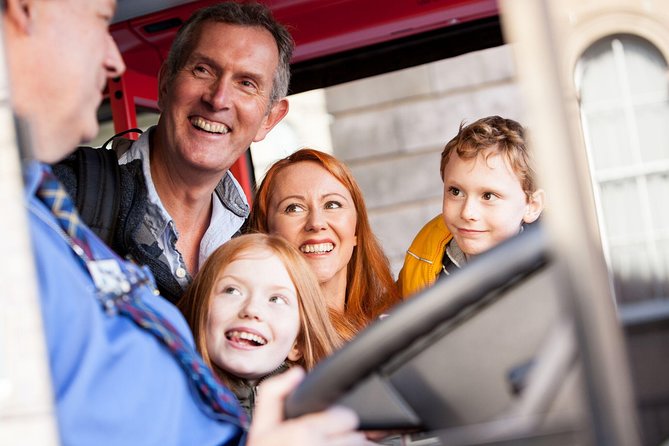 City Sightseeing Edinburgh Hop-On Hop-Off Bus Tour + Kids Go Free - Frequency and flexibility: using the 20-minute rhythm