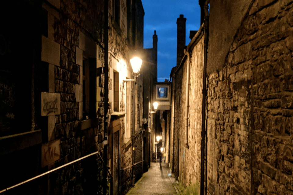 Dark Stories of Edinburgh: walking tour in French - How the 3-hour walk stays manageable in real Old Town streets