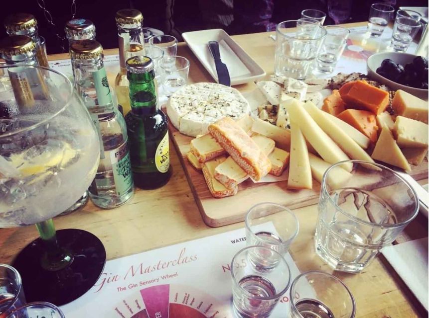 Distillery Masterclass - 8 Scottish gins paired with cheeses - How the Gin Gents host turns a tasting into a Scottish gin lesson