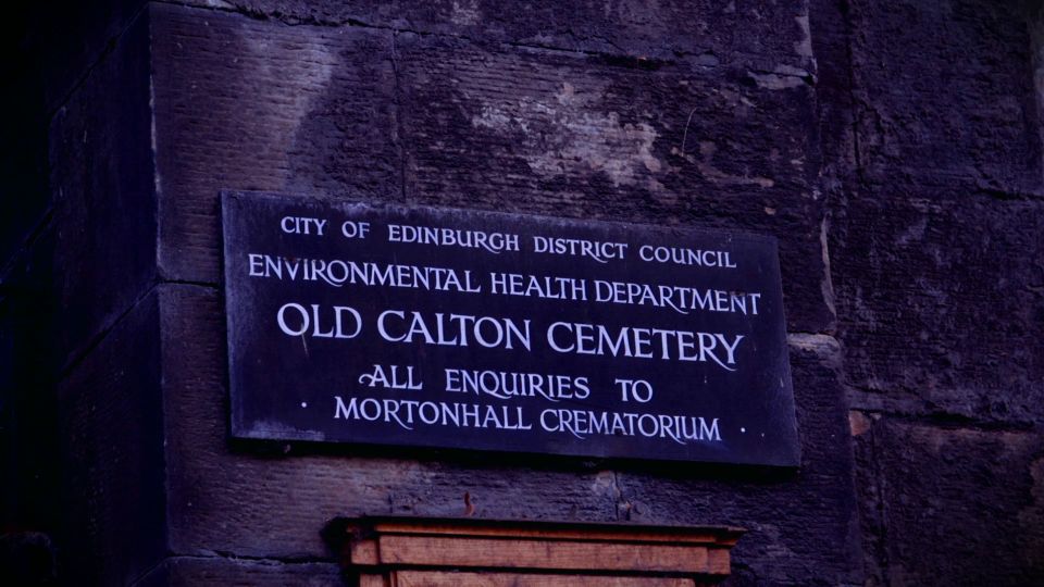 Edinburgh: 2-Hour Ghost Tour in Spanish - Should you book this $20 Spanish ghost tour?