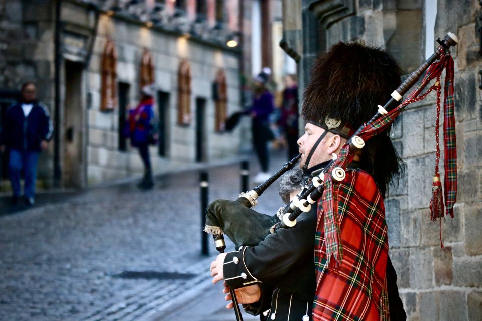 Edinburgh: 3-Hour Guided Secret Food Tour - Haggis, Cheeses, and the Classic Scottish Mix