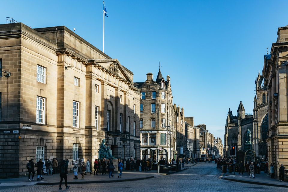 Edinburgh: 3-Hour Guided Walking Tour - Key highlights to look forward to