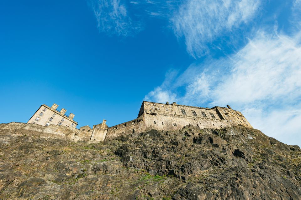 Edinburgh: 3-Hour Guided Walking Tour - Edinburgh Castle: great photos, no castle queue