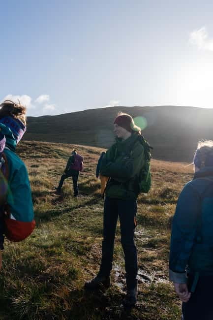 Edinburgh: Arthur's Seat Hike with Mountain Guide - Holyrook Park: getting out of town and into calm