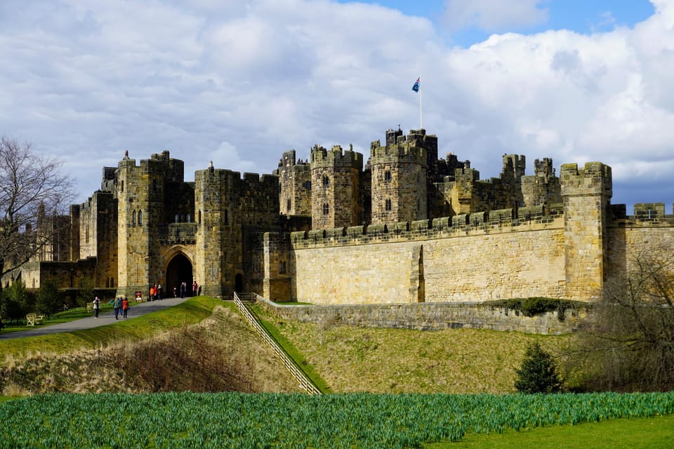 Edinburgh: Bamburgh Castle, Northumberland and Alnwick Trip - How This Northumberland Day Trip Runs From Edinburgh