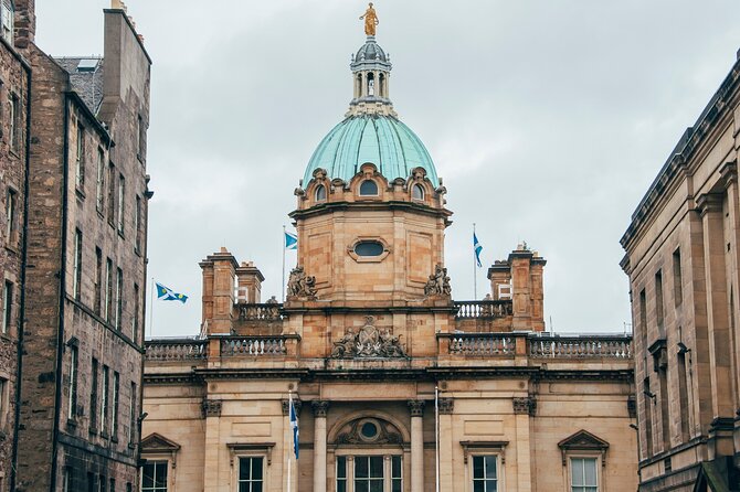 Edinburgh Castle & Old Town Small Group Guided Tour - The Old Town quarter with dark moments behind it