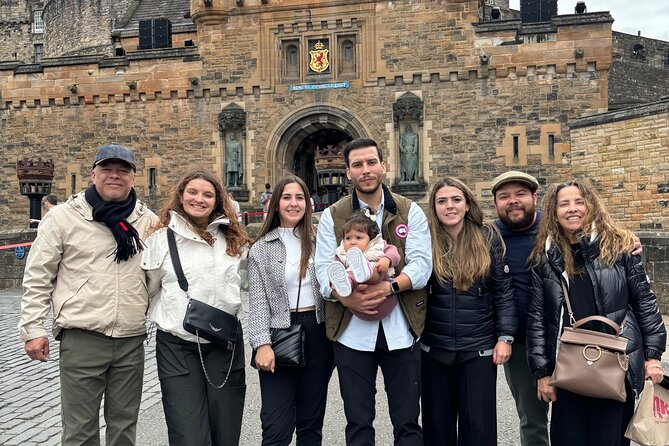 Edinburgh Castle & Royal Mile Walking Tour - Ticket Included - Victoria Street to the Grassmarket: a pretty walk with a darker edge