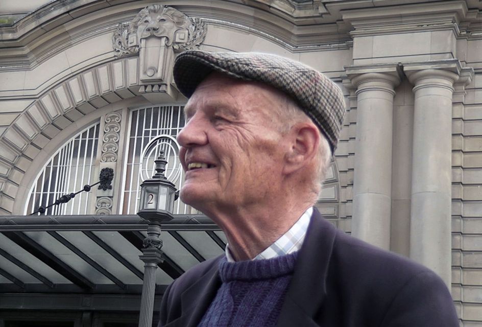 Edinburgh: City Highlights Private Guided Walking Tour - Writers’ Museum: understanding Edinburgh through words