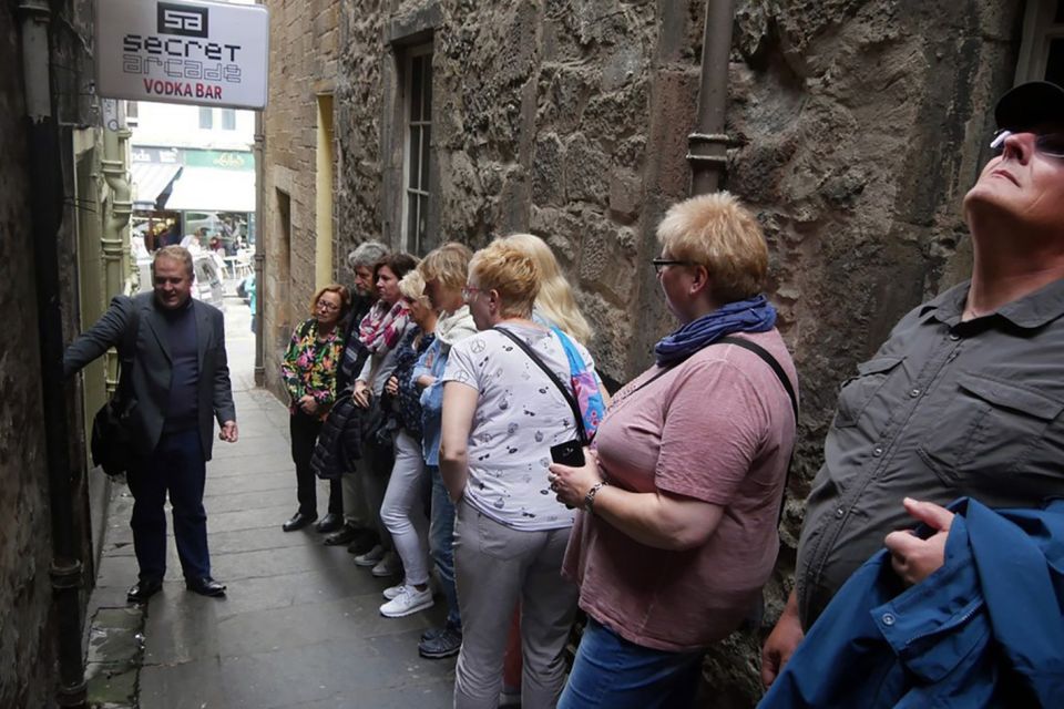Edinburgh: City Highlights Private Guided Walking Tour - How long you’ll walk: half-day versus full-day reality