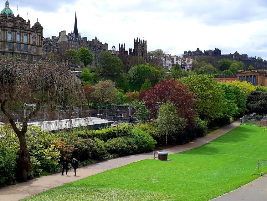 Edinburgh: City Highlights Private Guided Walking Tour - Price and value: $353 per group up to 10, and what you get for it