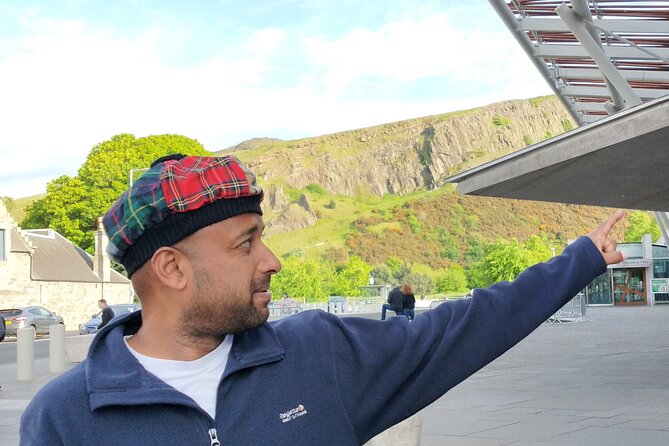Edinburgh City Walking Tour, Discover Old Town, Royal Mile with a Local Expert! - Street Levels, City Walls, and the “Why” Behind the Weird Stairs