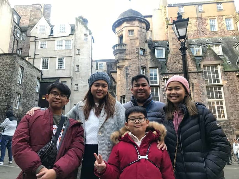 Edinburgh: Custom Highlights & Hidden Gems Tour with a Local - How your host handles route changes without derailing the day