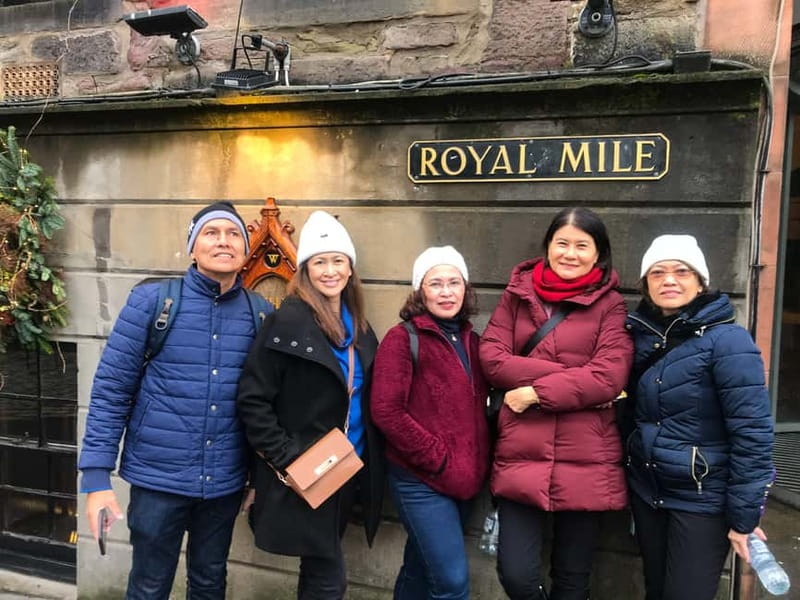 Edinburgh: Custom Highlights & Hidden Gems Tour with a Local - Who should book this tour (and who might not)