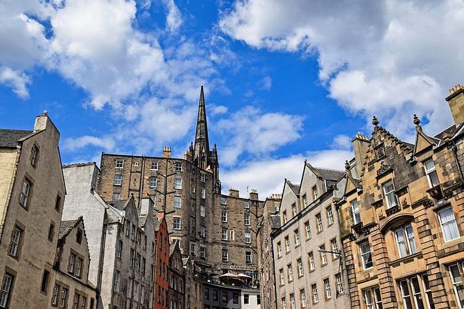 Edinburgh Custom Private Tour with a Local, see the city unscripted - Optional Extras: Edinburgh Dungeon and Calton Hill Possibilities
