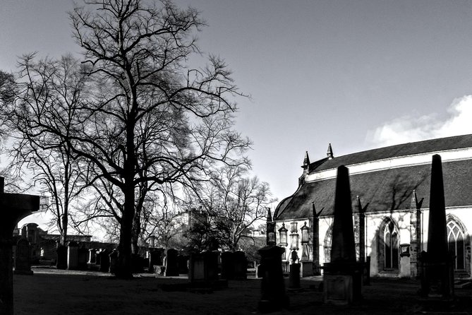 Edinburgh - Dark History - Heart of Midlothian: The Tollbooth Behind the Famous Name