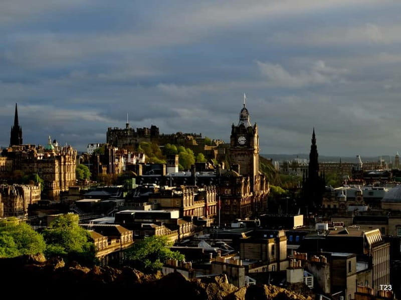 Edinburgh: Dark History Royal Mile Walking Tour - Canongate Streets: Why Notorious Citizens Fit the City’s Layout