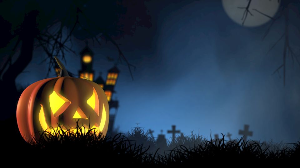 Edinburgh: Dark Secrets of the Old Town Halloween Tour - Starting at Advocates Close by St Giles’ Cathedral