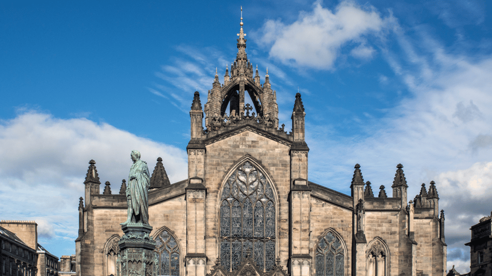 Edinburgh: Discover Edinburgh's Old Town Walking Tour - The Royal Mile to Edinburgh Castle: the big sights, explained in plain English