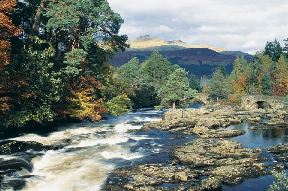 Edinburgh: Eilean Donan, Loch Ness & Glenfinnan 2-Day Tour - Eilean Donan Castle: why this stop is one of the top reasons to book