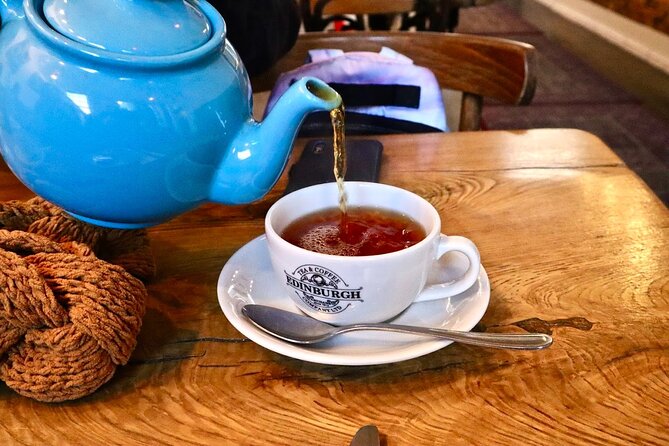 Edinburgh Food Tour with Scotch, Haggis, a Secret Dish & More - Royal Mile Walking With Purpose, Not Pressure