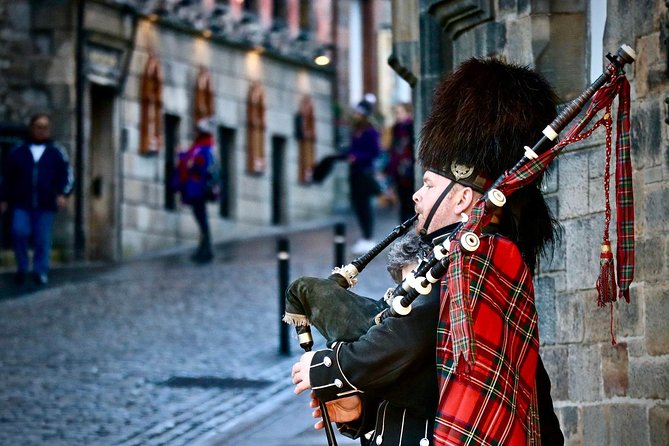 Edinburgh Food Tour with Scotch, Haggis, a Secret Dish & More - Scott Monument Finish: Ending on a Landmark You’ll Remember