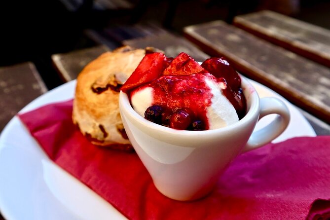 Edinburgh Food Tour with Scotch, Haggis, a Secret Dish & More - Cullen Skink, Scones, Cranachan: Why the Menu Feels Like Real Choices
