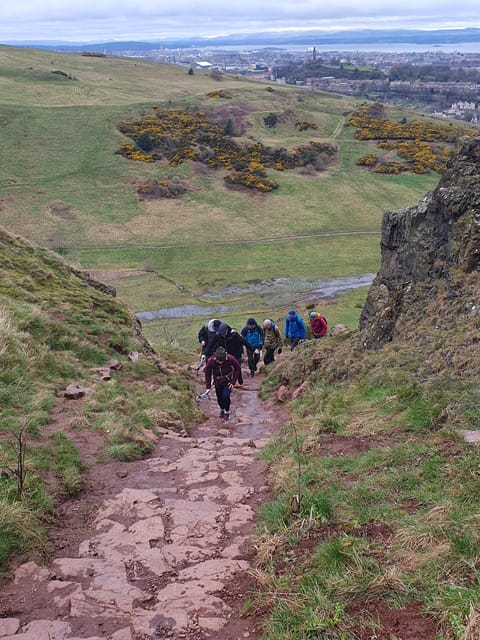Edinburgh: Guided Hike to Arthur's Seat and Holyrood Park - Should you book Edinburgh’s Arthur’s Seat and Holyrood Park guided hike?