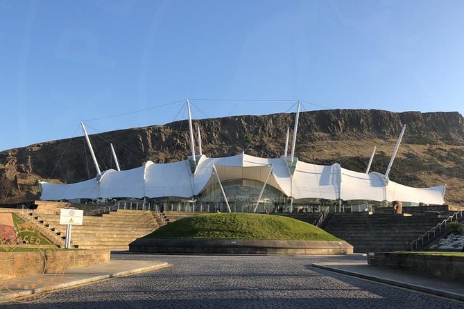 Edinburgh Half Day Guided Private Tour in a Premium Minivan - Arthur’s Seat and Queens Drive: An Extinct Volcano Moment