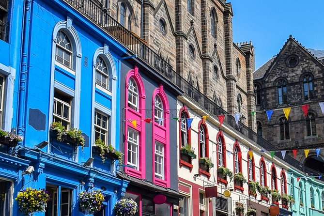 Edinburgh Half Day Guided Private Tour in a Premium Minivan - Holyrood Palace Courtyard and the Scottish Parliament Contrast