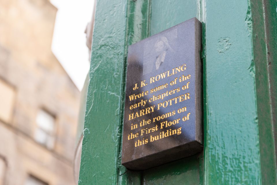 Edinburgh: Harry Potter Magical Guided Walking Tour - Grassmarket and the Royal Mile: city history you can actually feel