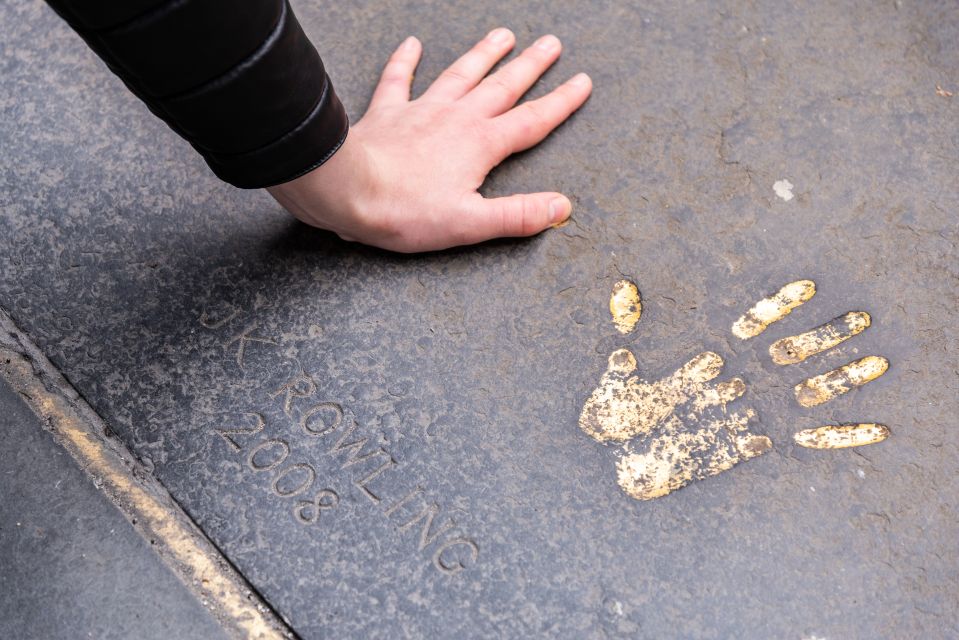 Edinburgh: Harry Potter Magical Guided Walking Tour - Finishing at 253 High St: right where you’ll want to keep exploring