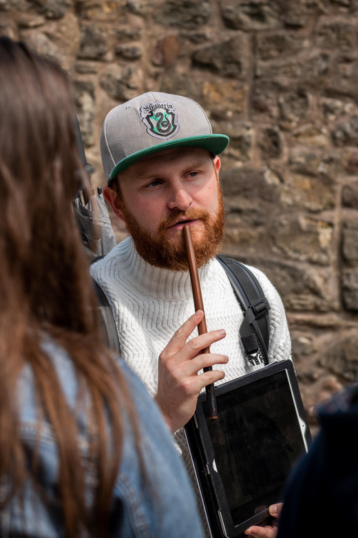 Edinburgh: Harry Potter Origins Tour & Gin Tasting Combo - Old Town to Greyfriars Kirkyard: where Tom Riddle’s Grave clicks