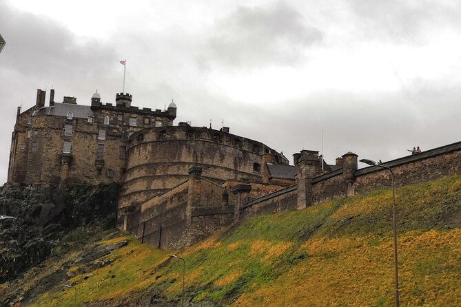 Edinburgh Harry Potter Self-Guided Private Tour - The McGonagall tombstone moment inside the cemetery