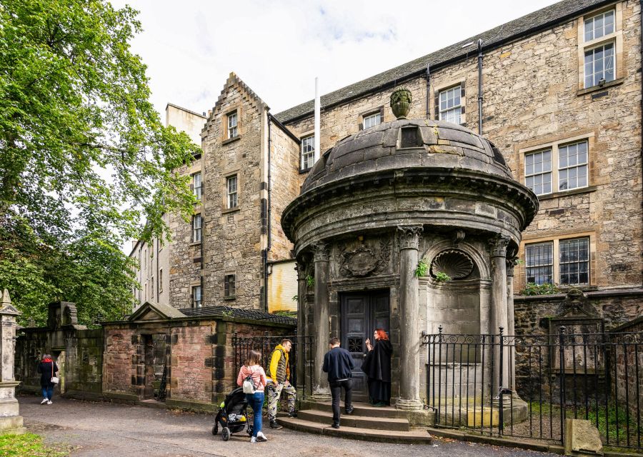 Edinburgh: Haunted Underground Vaults and Graveyard Tour - Price and value: $32 for two sites plus a guide