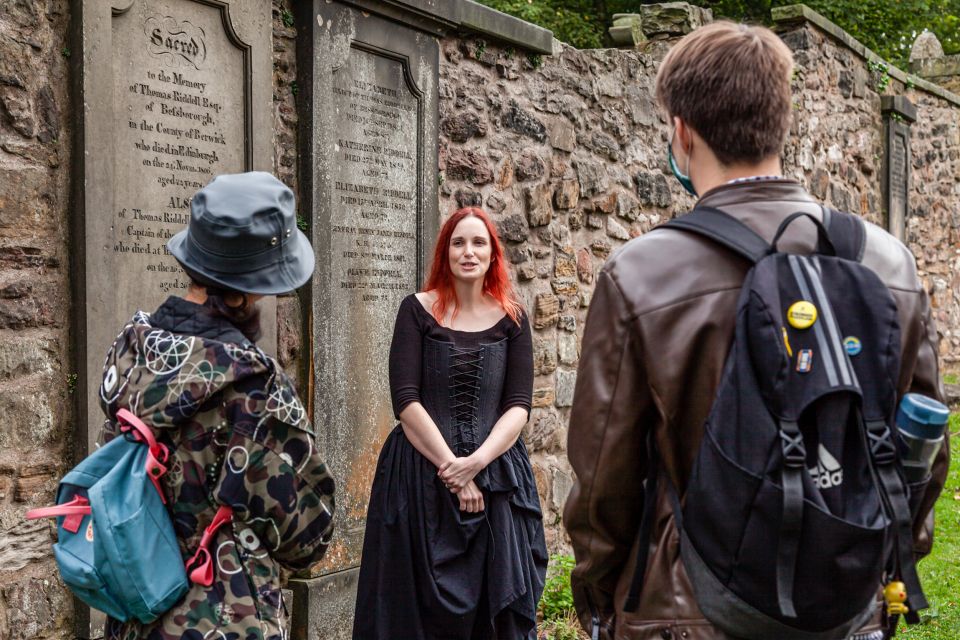 Edinburgh: Haunted Underground Vaults and Graveyard Tour - Who this haunted vaults and graveyard tour is best for