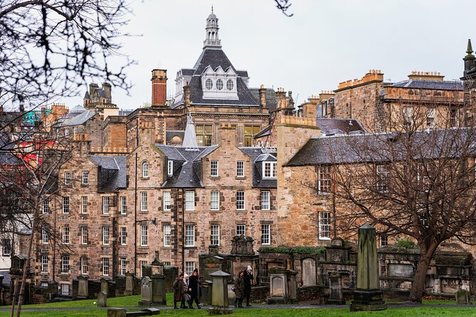 Edinburgh Historical Tour in Spanish - Key Things You Should Know Before You Go