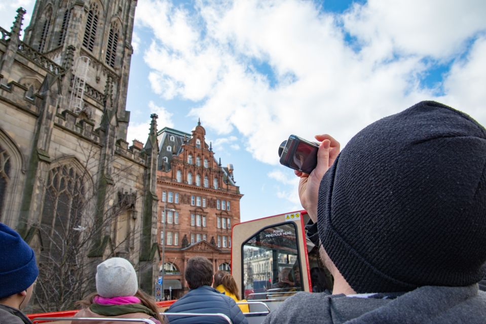 Edinburgh: Hop-On Hop-Off Bus Pass with 3 City Tours - City Sightseeing Audio in 9 Languages: The Classic Highlights Glide By