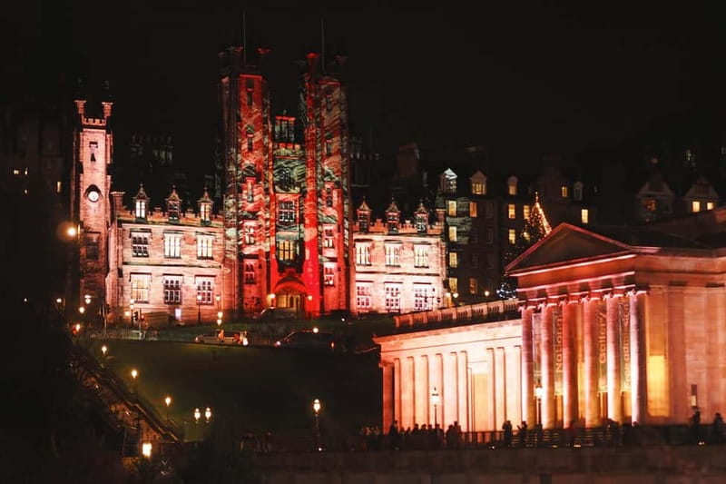 Edinburgh: Hop-On, Hop-Off Bus Tour City & Britannia Combo - FAQ