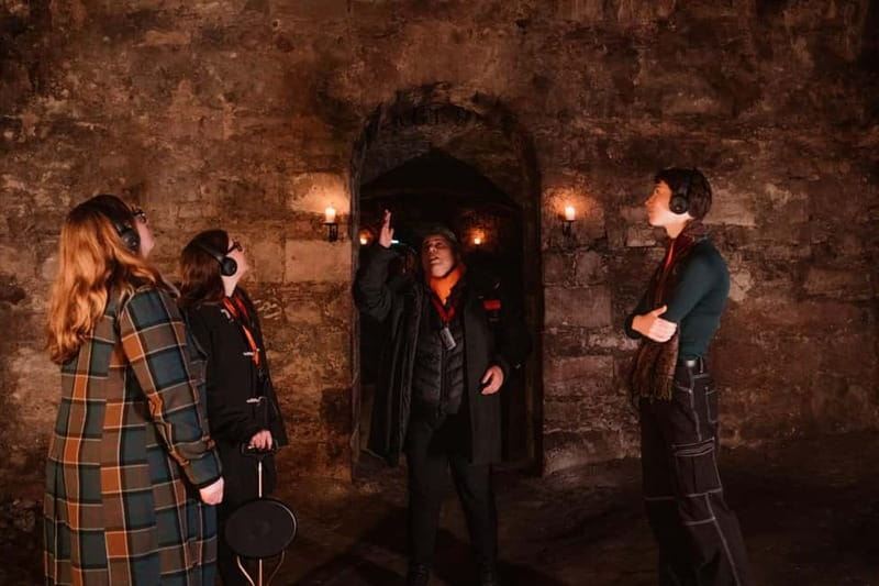 Edinburgh: Immersive Small-Group Historic Vaults Tour - Key things to know before you go