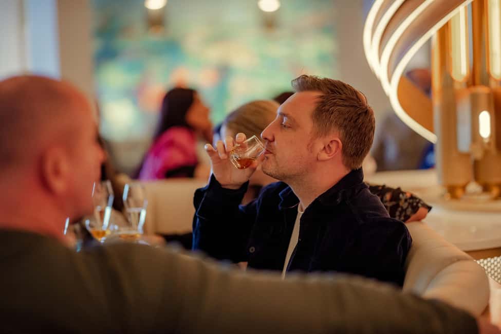 Edinburgh: Johnnie Walker Whisky and Chocolate Pairing - The 60-minute flow: how the tasting is paced