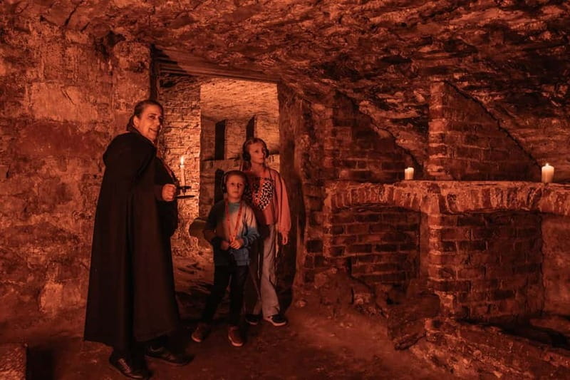 Edinburgh: Kids Immersive Underground Small-Group Tour - Real jobs and “home” in the 1800s: history that feels human for kids