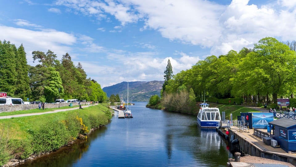 Edinburgh: Loch Ness, Glencoe, and Highlands Day Tour - Morning drive: Stirling Castle vibes, Callander, and Rannoch Moor